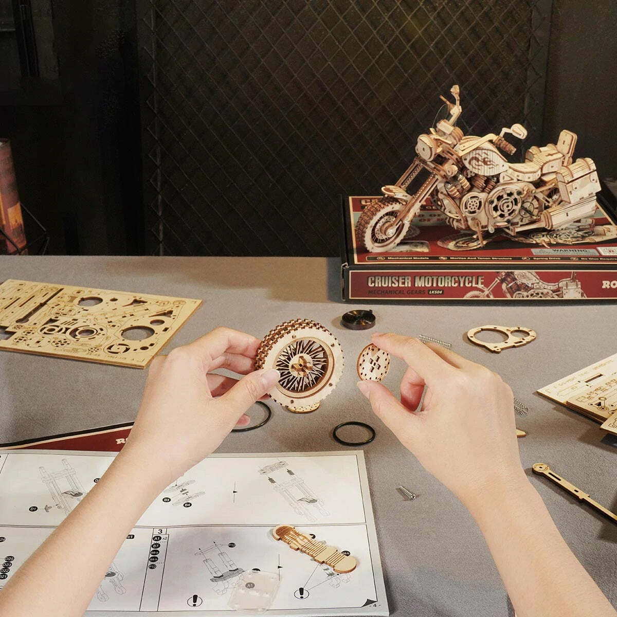 3D Mechanical Wooden Puzzle - Cruiser Motorcycle