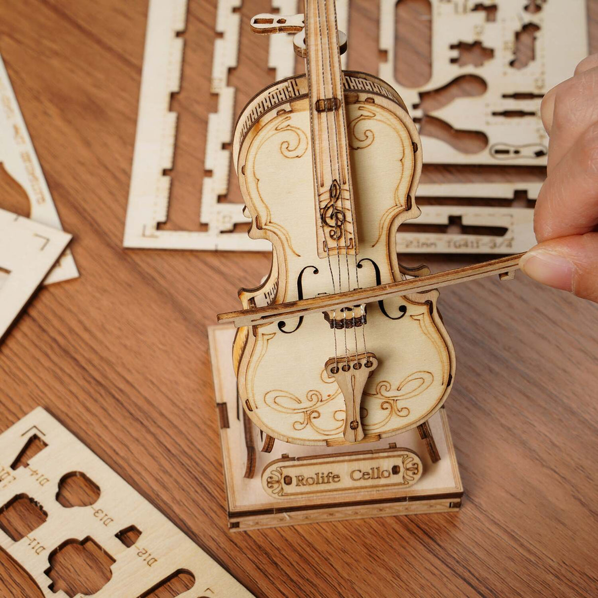 3D Modern Wooden Puzzle - Cello