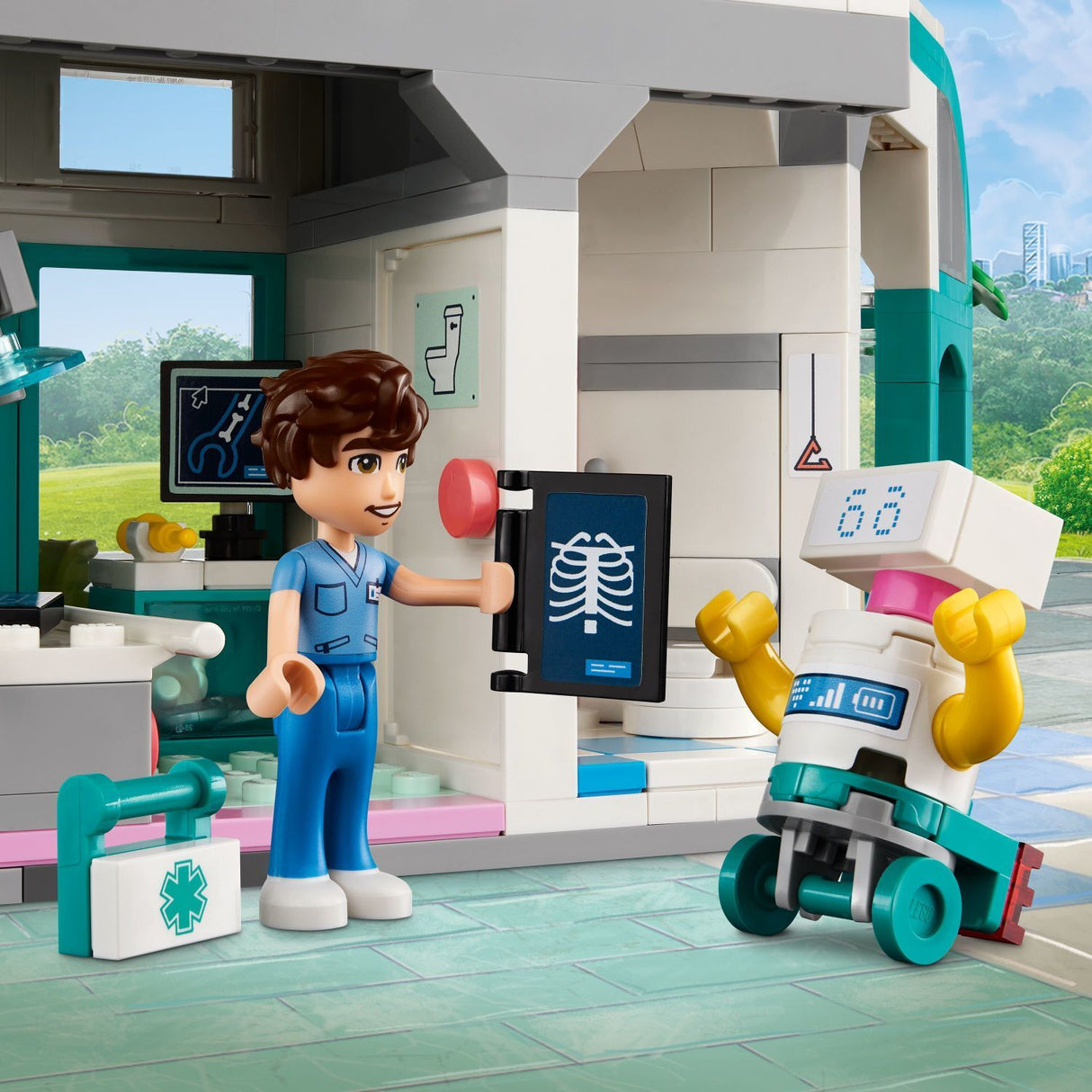 LEGO® Friends™ Heartlake City Hospital